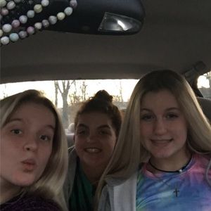 Meet your Posher, Lily